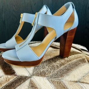 NEVER WORN!!! BRAND NEW! MICHAEL by Michael Kors BERKELY heel SIZE:8